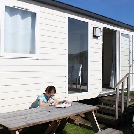 Caravan Middelkerke Hotel Exterior foto